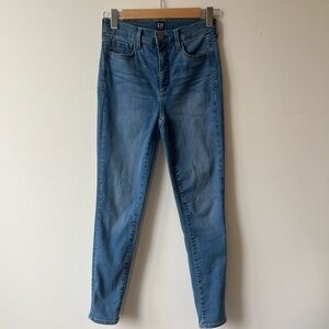 Gap 1969 denim high rise true skinny jeans Size 25R